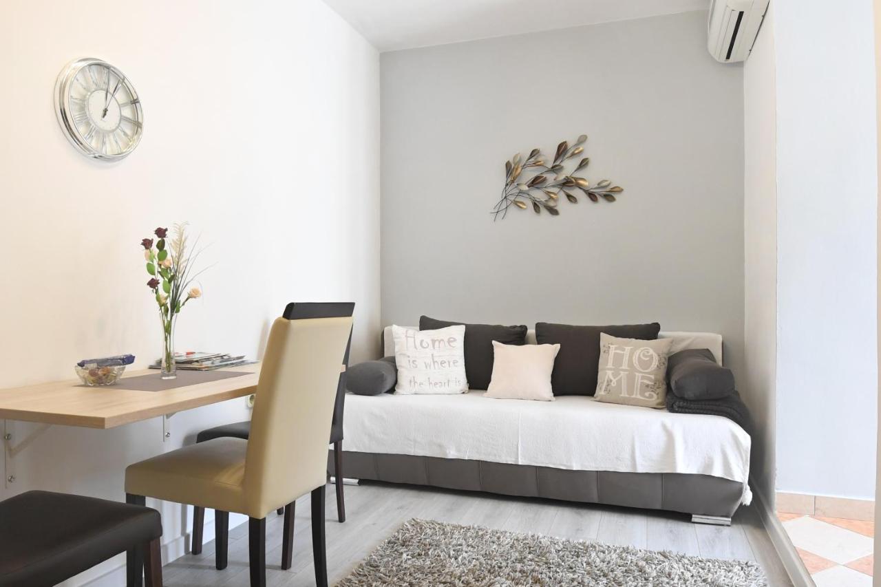 Apartment Karla Zadar Exteriör bild